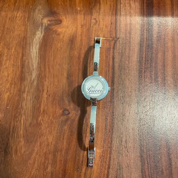Womens wrist watch Gucci - Picture 6 of 6